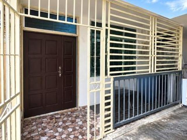 Flat for sale in Balik Pulau, George Town