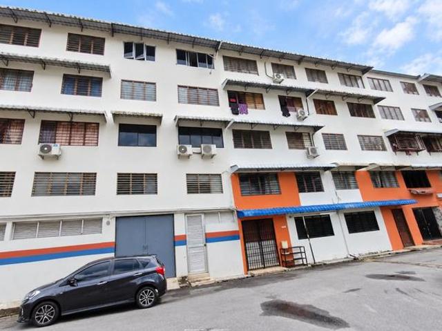 Flat for sale in Balik Pulau, George Town