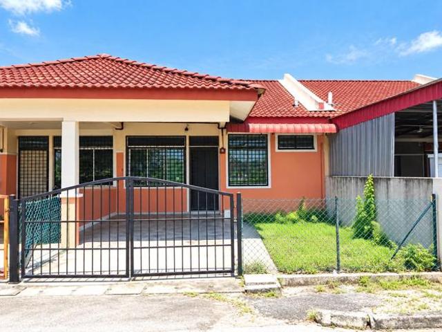 Terraced House for sale in Wellesley, Penang
