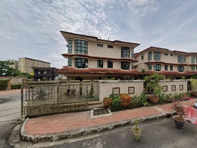 Townhouse for sale in Georgetown, Penang