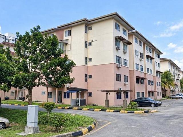 Apartment for sale in Kajang, Langat
