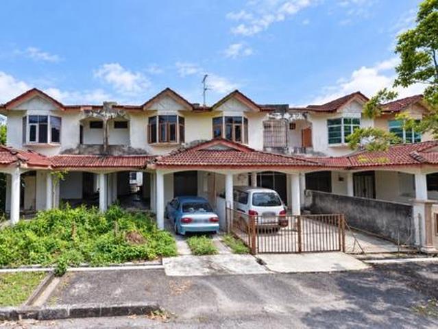 Terraced House for sale in Wellesley, Penang