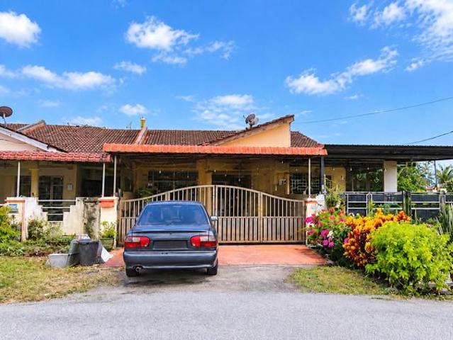 Terraced House for sale in Sungai Siput, Kuala Kangsar