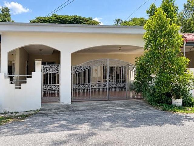 Residential House for sale in Batu Gajah, Kinta
