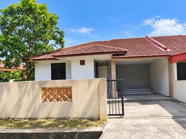 Residential House for sale in Machang, ماچڠ / Machang