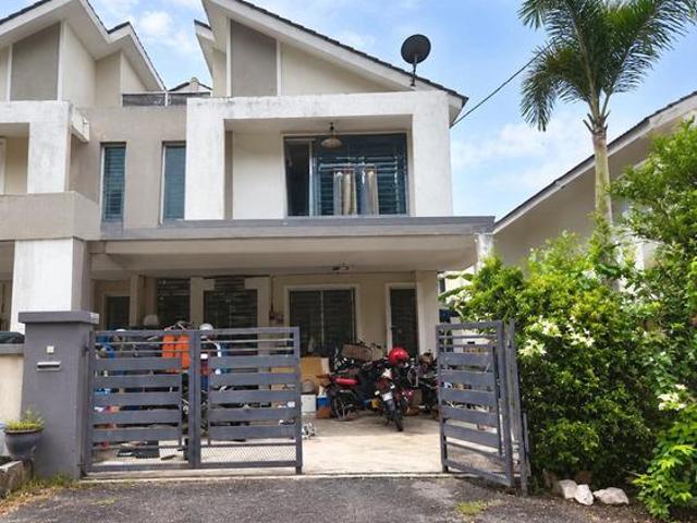 Residential House for sale in Kampar