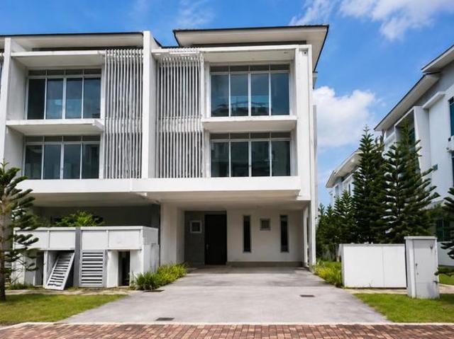 Terraced House for sale in Petaling, Subang Jaya