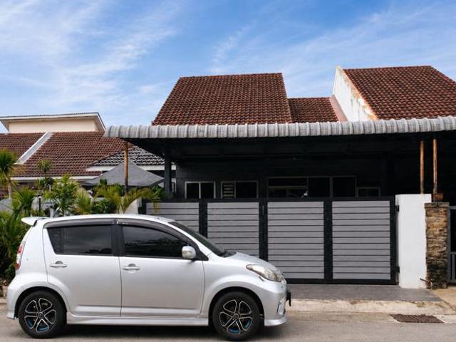 Terraced House for sale in Wellesley, Penang