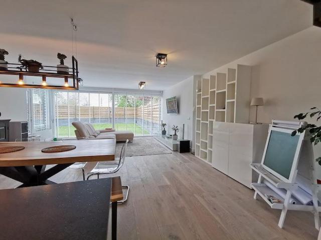 Woning te huur in Overbos, Hoofddorp