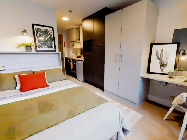 Studio for rent in Fountainbridge, Scotland
