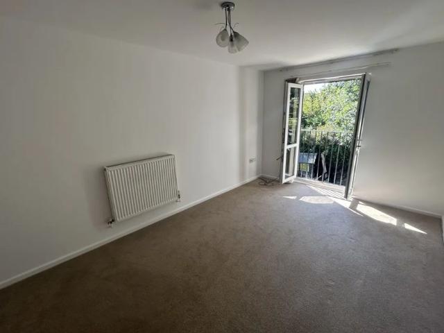 Apartment for rent in Rodbourne, Swindon