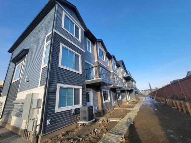 House for rent in Wedgewood, Alberta