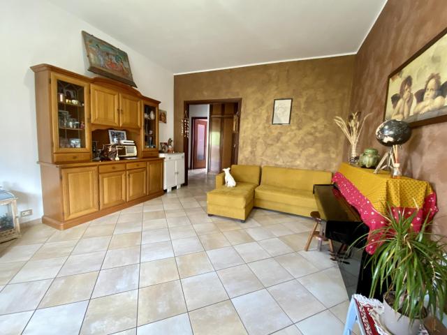 Villa Indipendente in affitto a San Salvatore, Piemonte