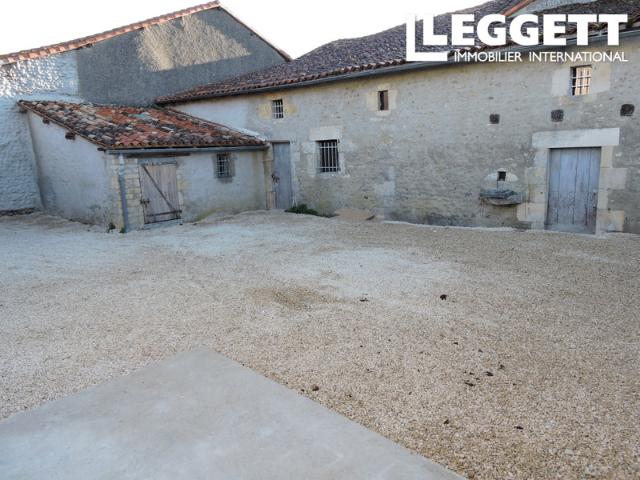 Maison vente à Montmorillon, Savigné