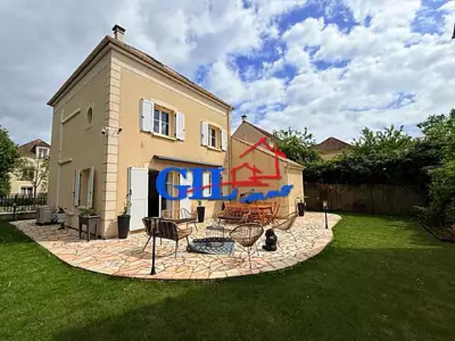 Maison vente à Melun, Savigny-le-temple