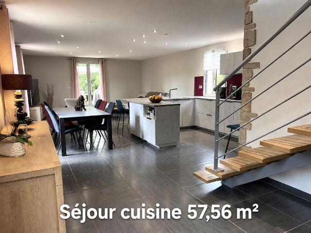 Maison vente à Villefranche-sur-Saône, Rhône