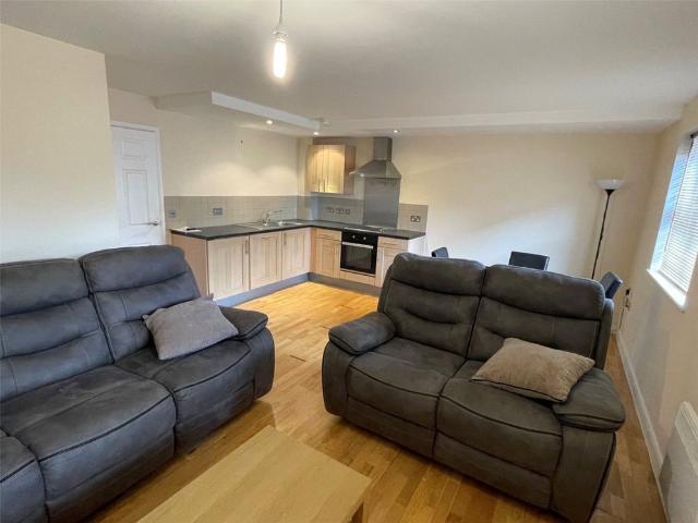 Apartment for rent in Savile Park, West Yorkshire