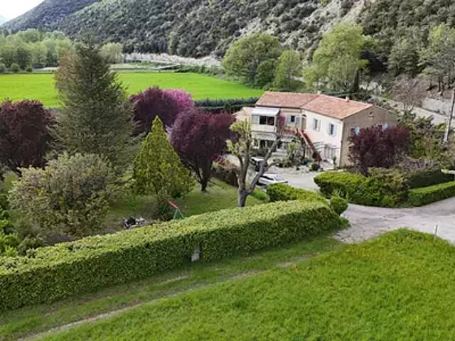 Maison vente à Carpentras, Savoillan