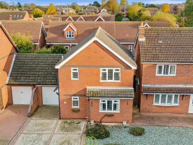House for sale in Grimsby, Greater Lincolnshire