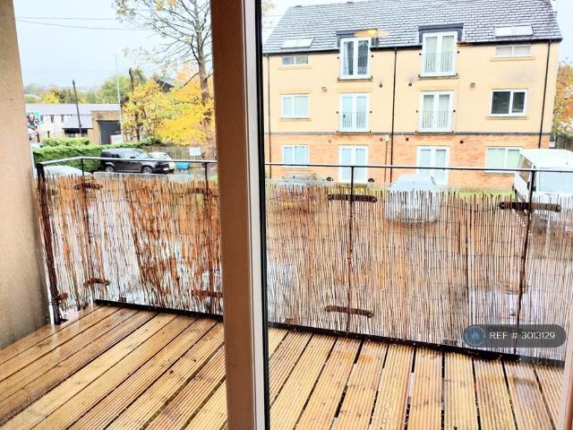 Apartment for rent in Farsley, West Yorkshire