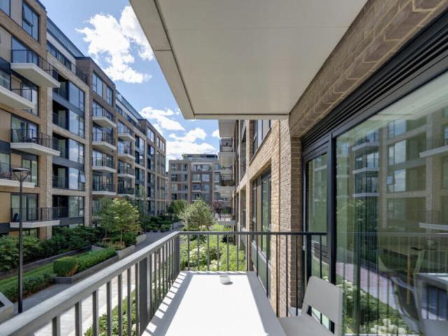 House for rent in Chelsea Creek, Greater London