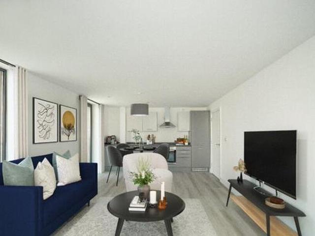 House for sale in Farnborough, Hampshire