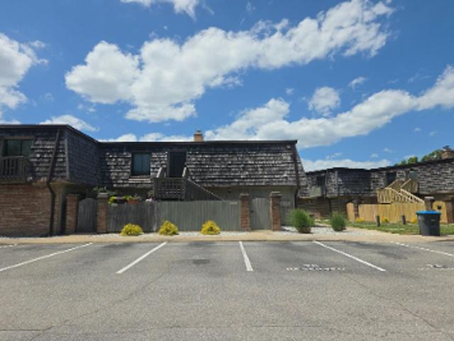 Condo for sale in Virginia