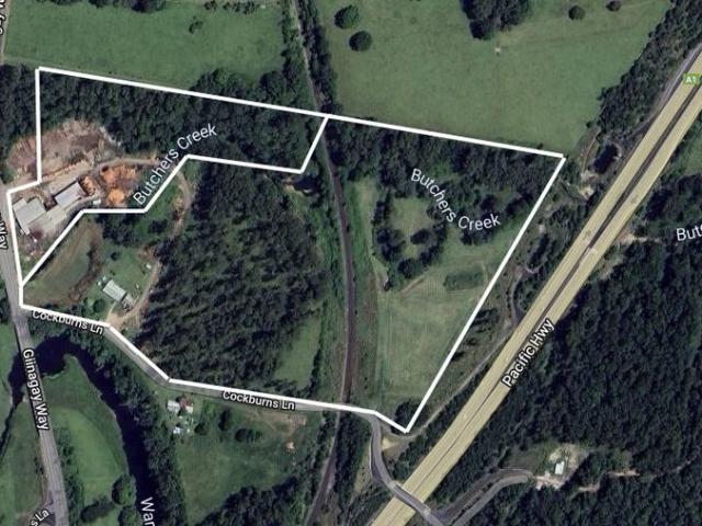 Cottage for sale in Warrell Creek