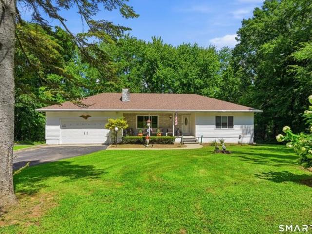 House for sale in New Fairfield, Connecticut