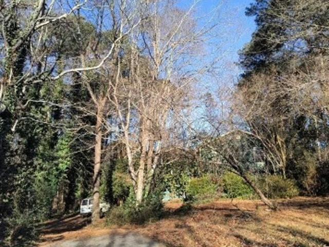 House for sale in Lilburn, Georgia