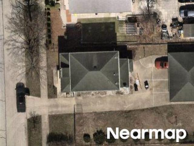House for sale in La Grange, Illinois