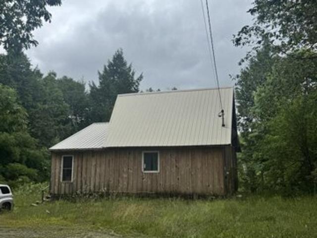 House for sale in Plymouth, Maine