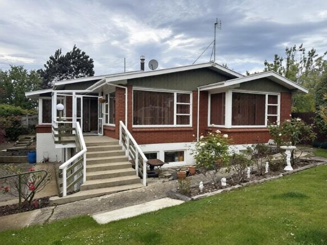 House for rent in Otakou