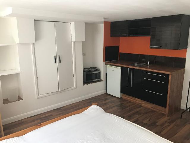 Studio for rent in Highfields, Old Wharf