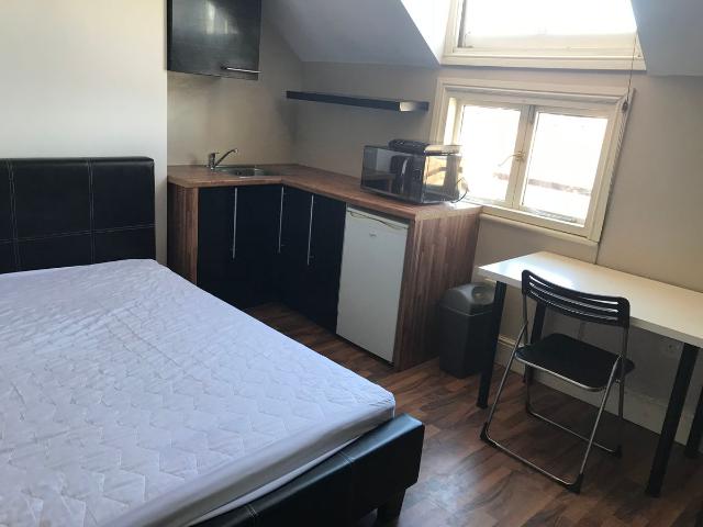 Studio for rent in Highfields, Leicester