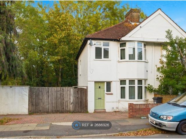 House for rent in London Borough of Hounslow, Hanworth