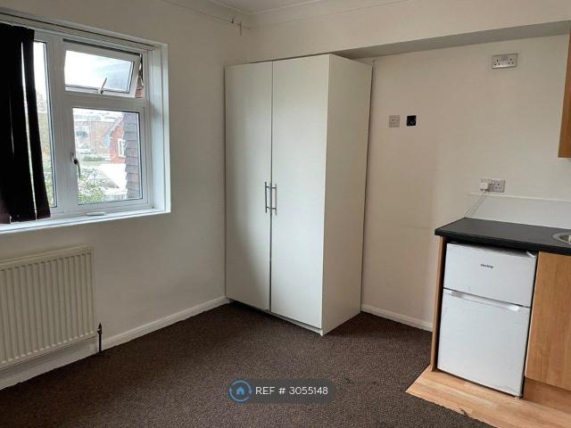 Apartment for rent in London Borough of Hounslow, Greater London