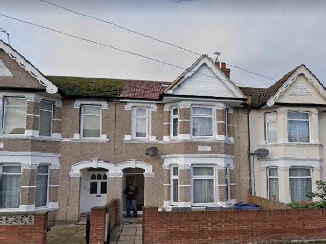 House for sale in Southall, Greater London