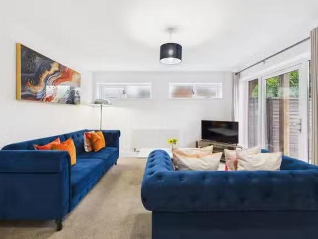 Apartment for rent in Dodderhill, Crookhill