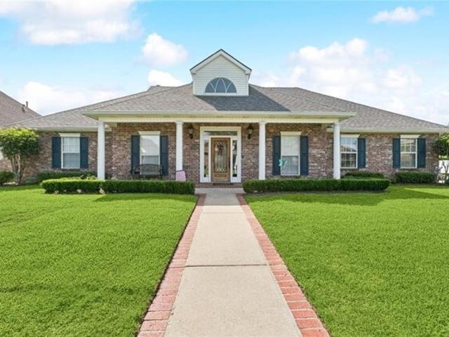 House for sale in Belle Chasse