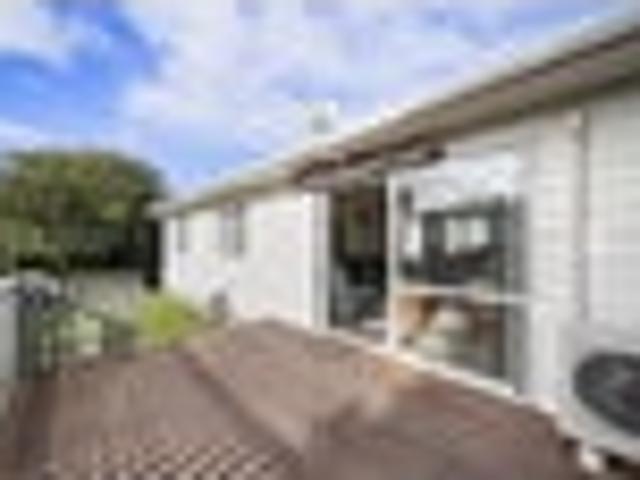 House for sale in Kelston, Oroua County