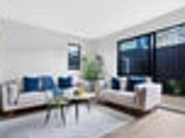 Townhouse for sale in Blockhouse Bay