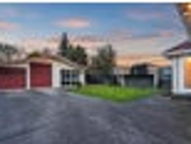 House for sale in Chaslands, Canterbury