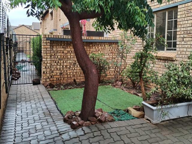 Apartment for rent in Heuweloord, Gauteng