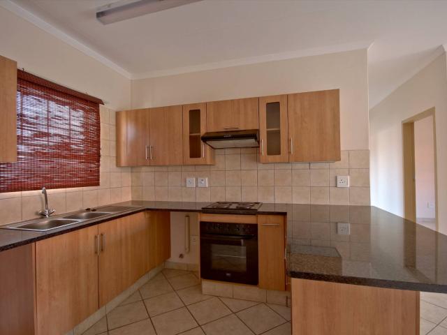 Apartment for rent in Elarduspark, Pretoria