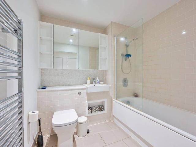 Apartment for rent in Elephant and Castle, Greater London
