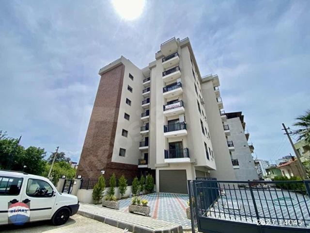 Karşiyaka, İzmir içerisinde satılık mülk