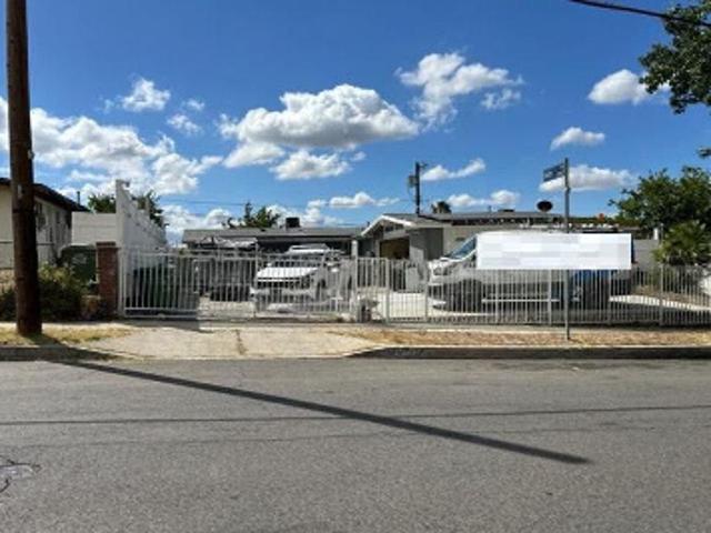 House for sale in Sylmar Neighborhood Council District, Canoga Park