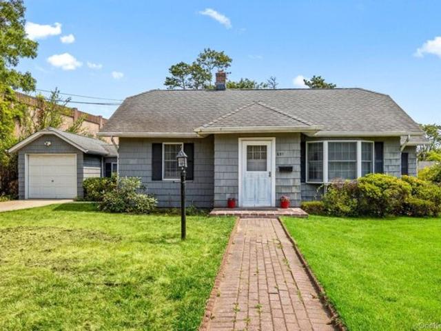 House for sale in Sayville
