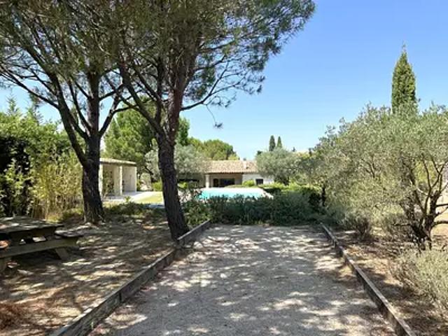 Maison vente à Nîmes, Saze